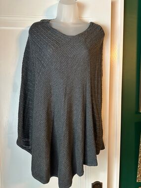212 Collection Charcoal Gray Ribbed Knit Poncho